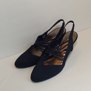 COPY - Impo navy blue heels